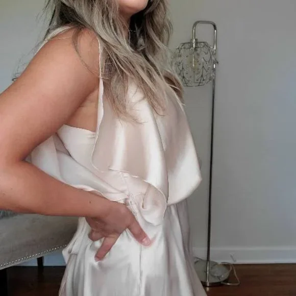 Pearl Pink Satin Dress - Picture 7 of 16